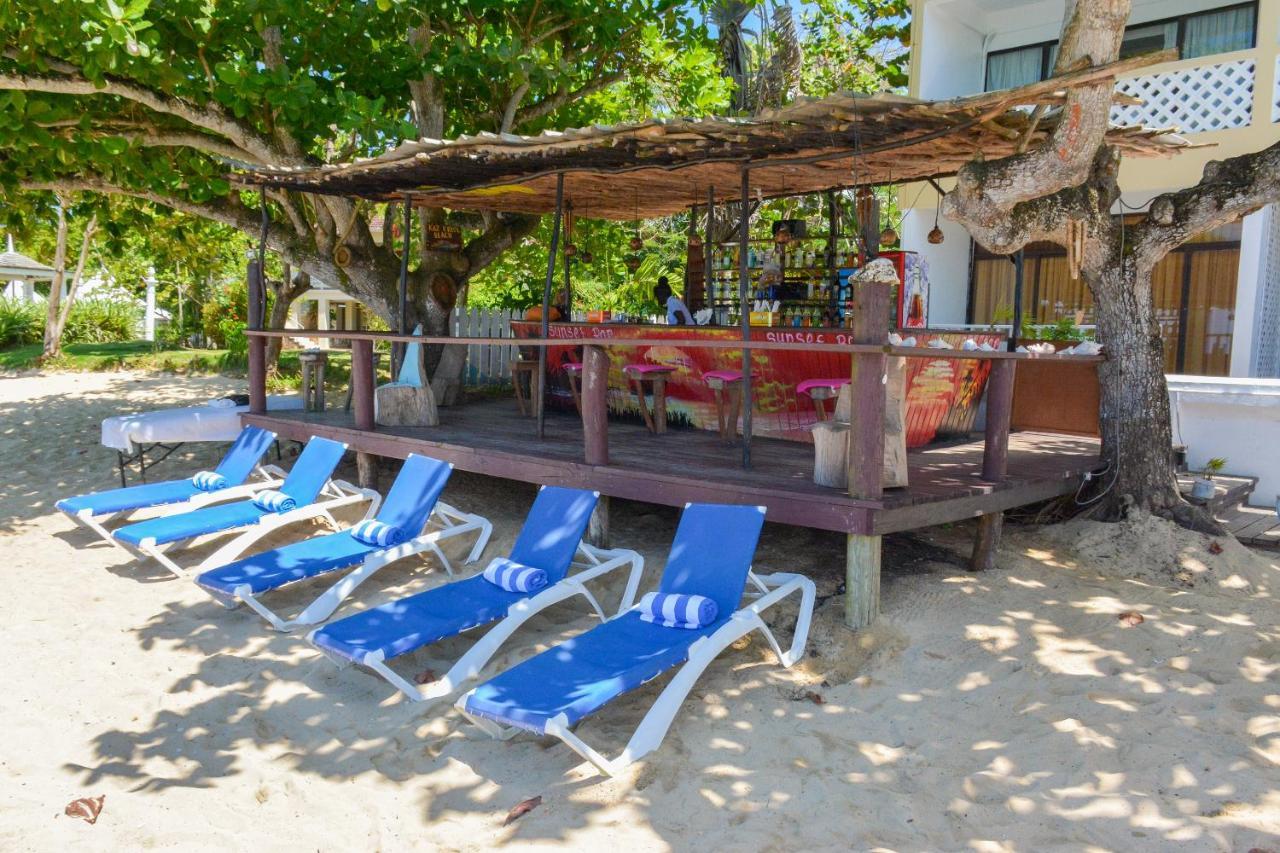 Kaz Kreol Beach Hotel Ocho Rios Exterior foto